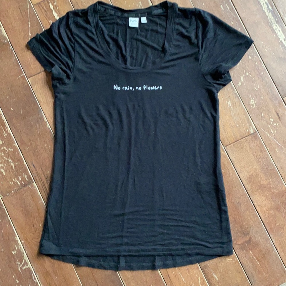 Simons - ✌️black soft t-shirt
